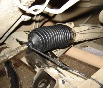 Пыльник рулевой тяги - замена в Самаре | Авто-Лидер